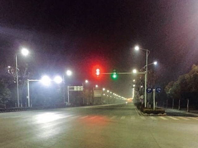 徐州閩江路125W，UST路燈效果